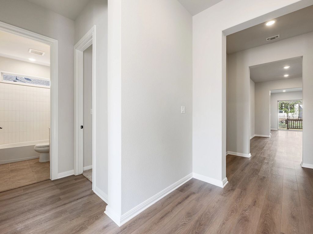 The Trails at Carmel - Maxwell Interior Image 16