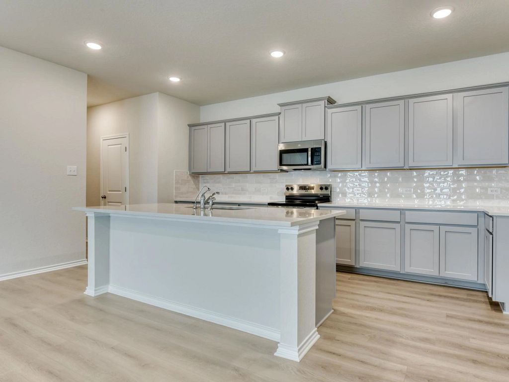 Hennersby Hollow - McKinney Interior Image 6