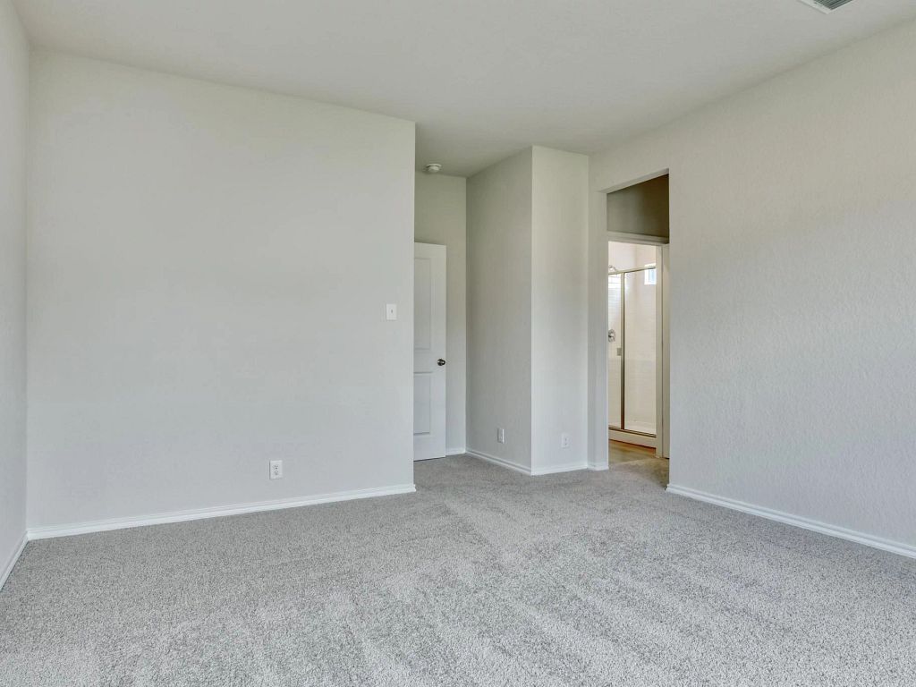 Hennersby Hollow - McKinney Interior Image 9