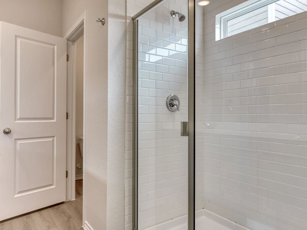 Hennersby Hollow - McKinney Interior Image 12
