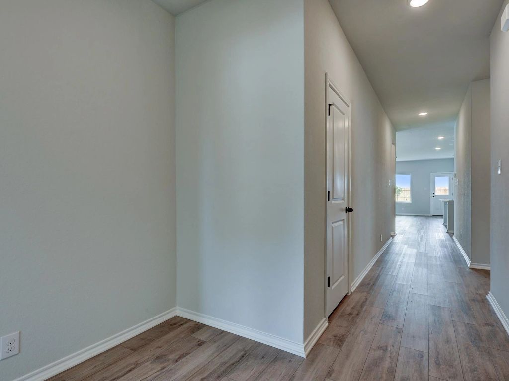 The Wilder - Hadley Interior Image 2