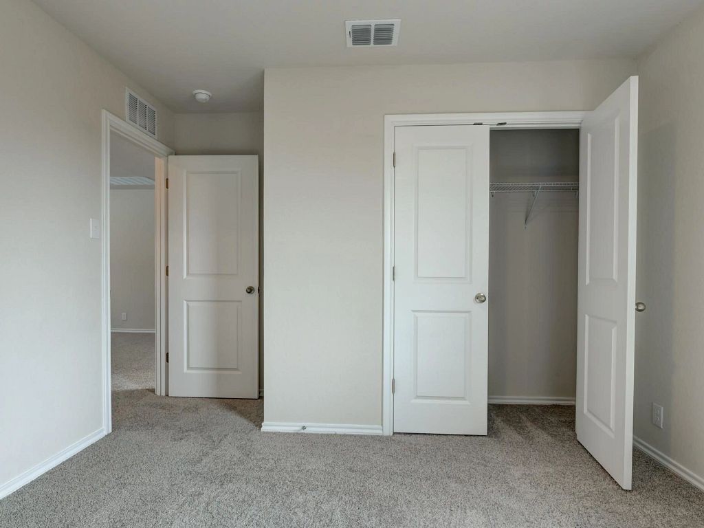 Hennersby Hollow - McKinney Interior Image 17