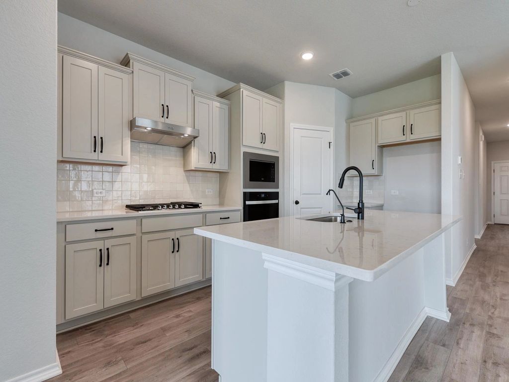 Saddlebrook Ranch - Hadley Interior Image 4