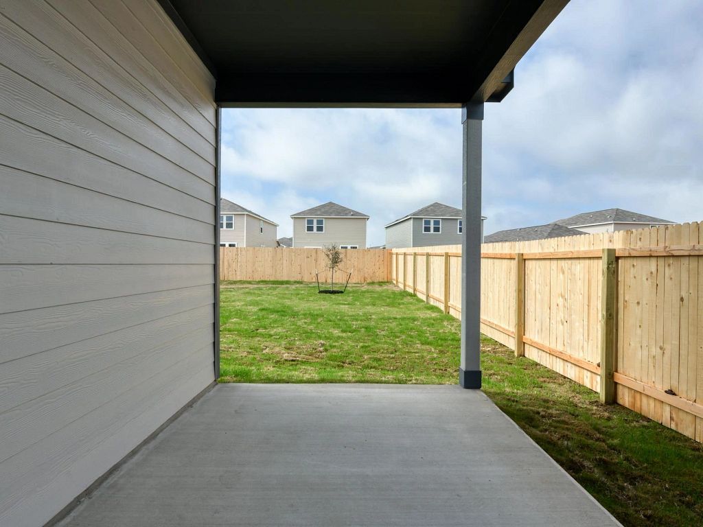 Hennersby Hollow - McKinney Interior Image 19