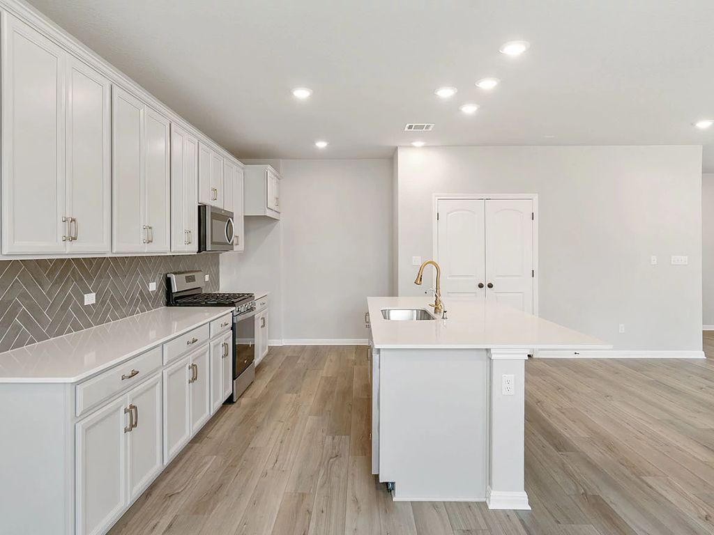 Cannon Ranch - Conroe Interior Image 10