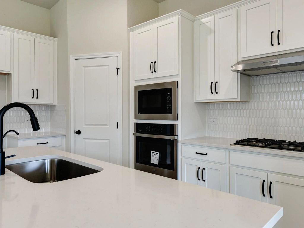 Arcadia Ridge - Sage Interior Image 5
