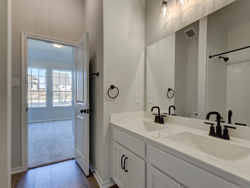 Arcadia Ridge - Sage Interior Image 17