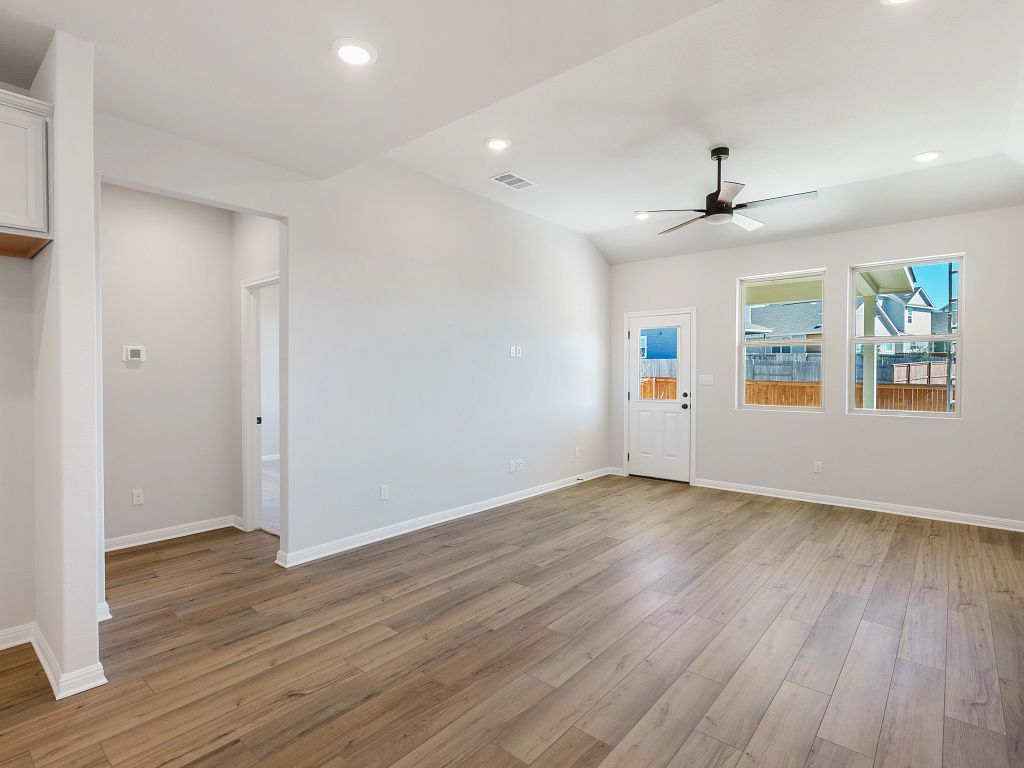 Cannon Ranch - Ladybird Interior Image 10