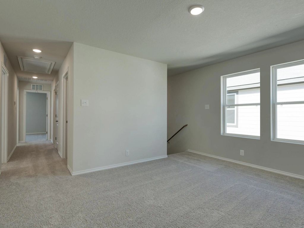 Hennersby Hollow - Placid Interior Image 19