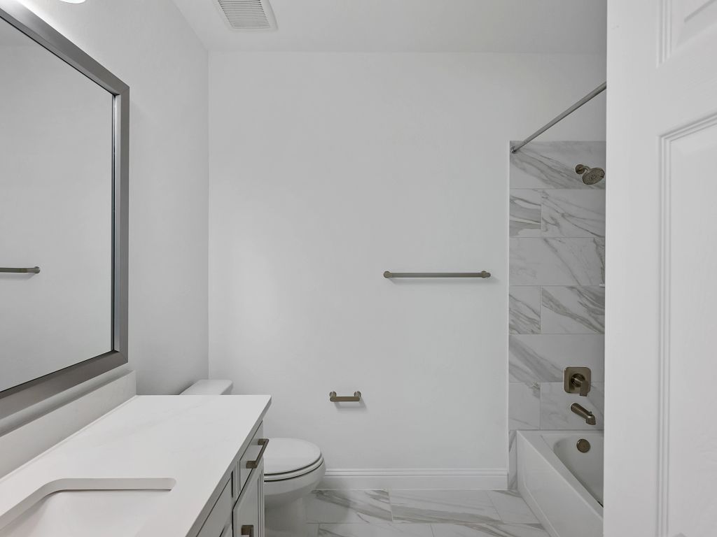 The Trails at Carmel - Hasley Interior Image 24