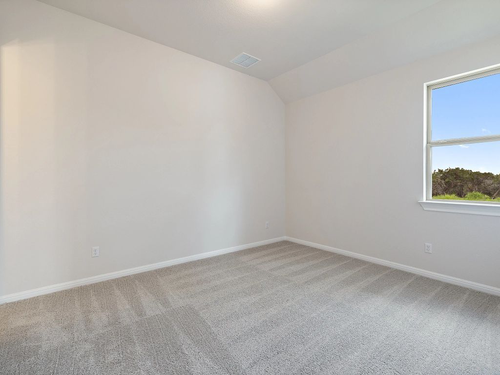 La Cima - Whitney Interior Image 17