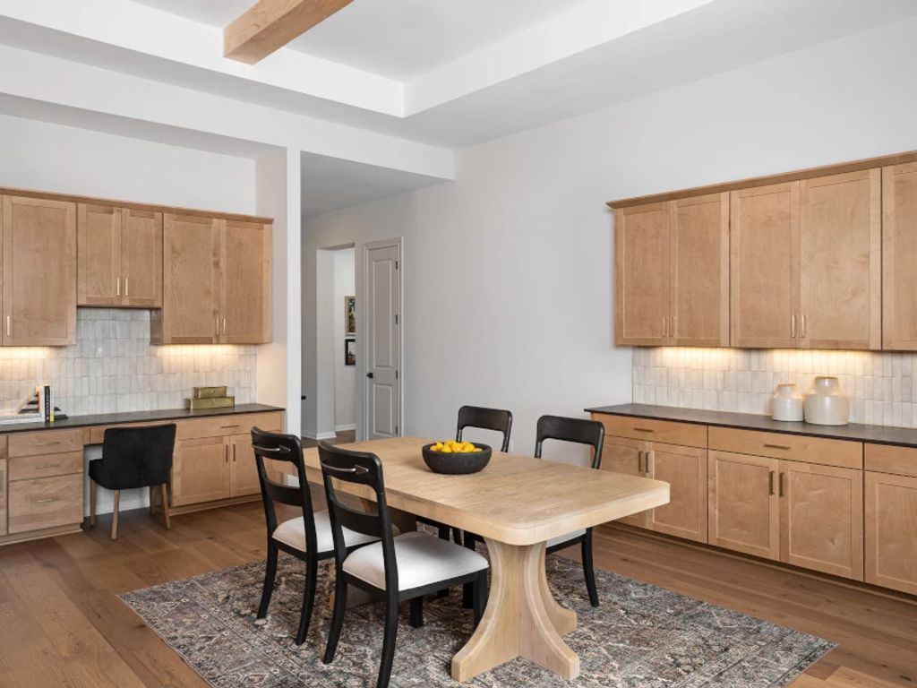 La Cima - Avalon Interior Image 8