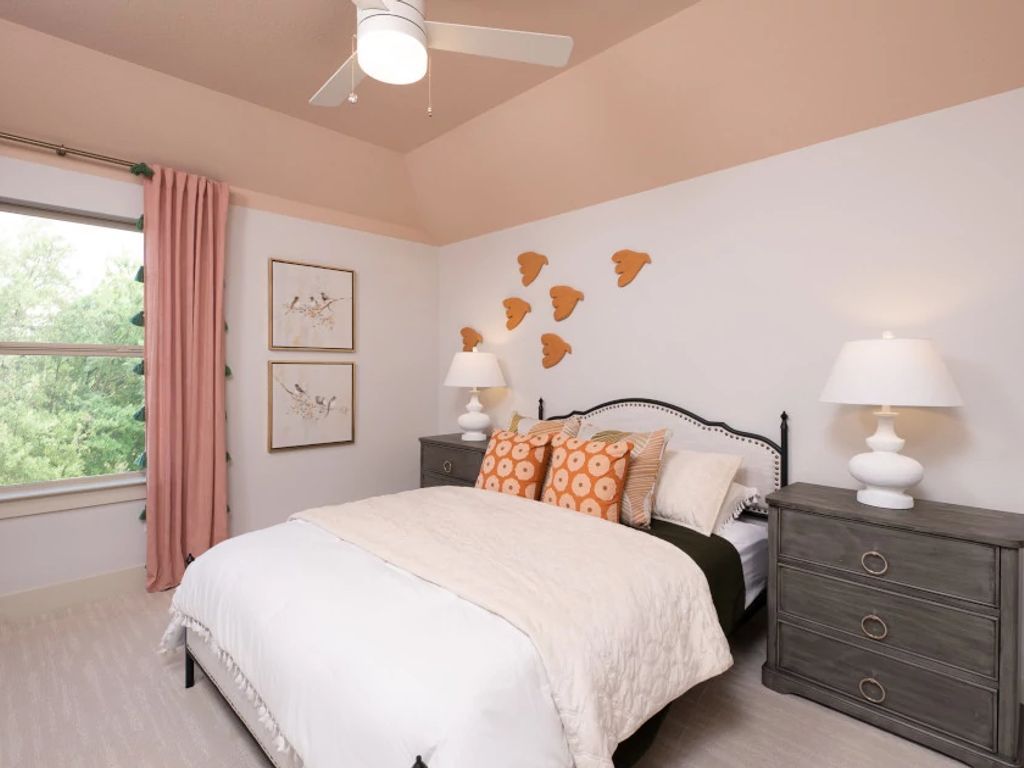 The Trails at Carmel - Westlake Interior Image 13