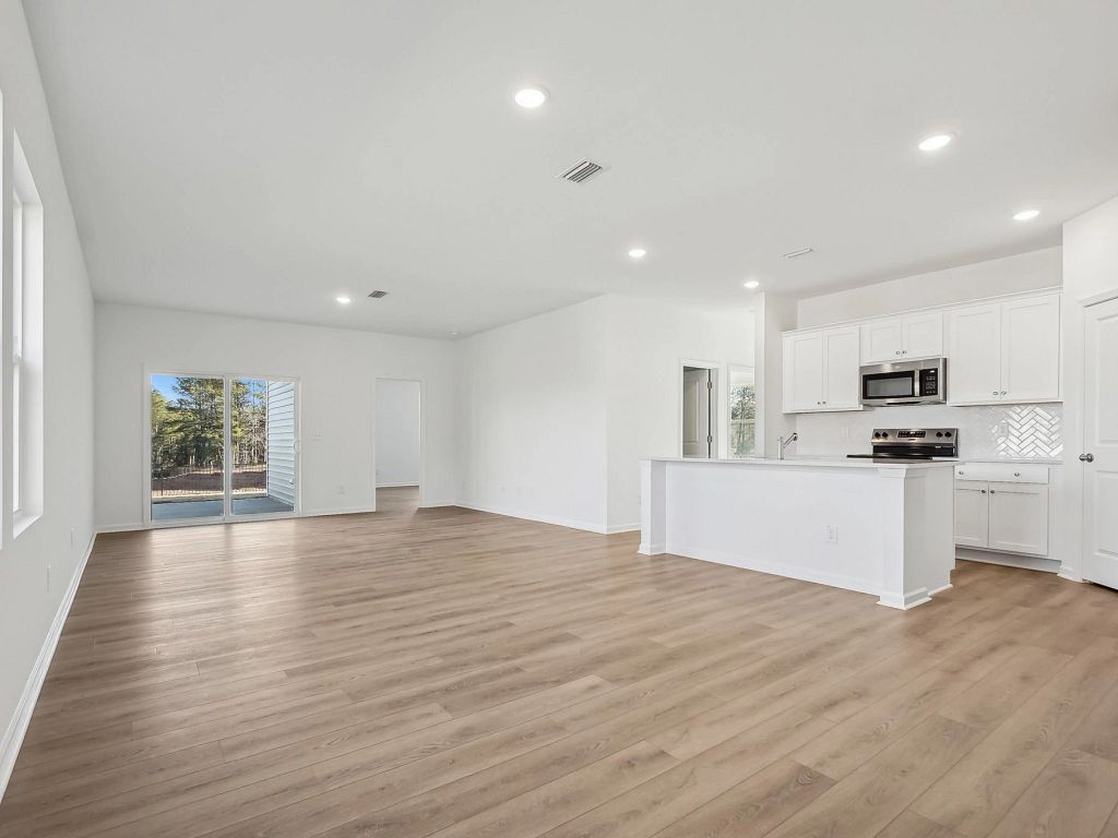 Middleton Farms - Timber Interior Image 14
