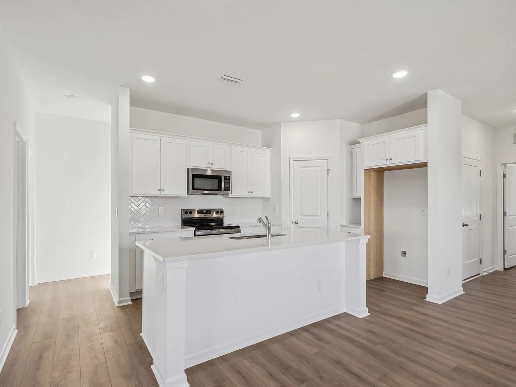 Middleton Farms - Timber Interior Image 19