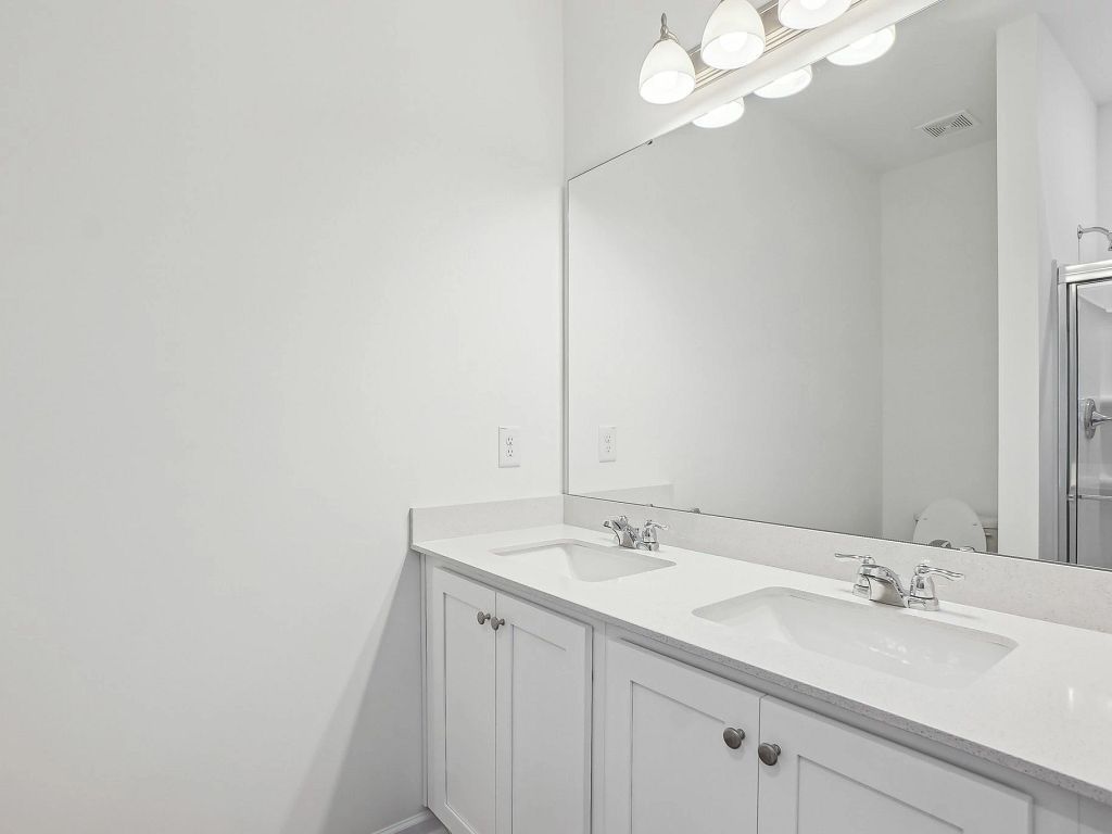Middleton Farms - Timber Interior Image 26