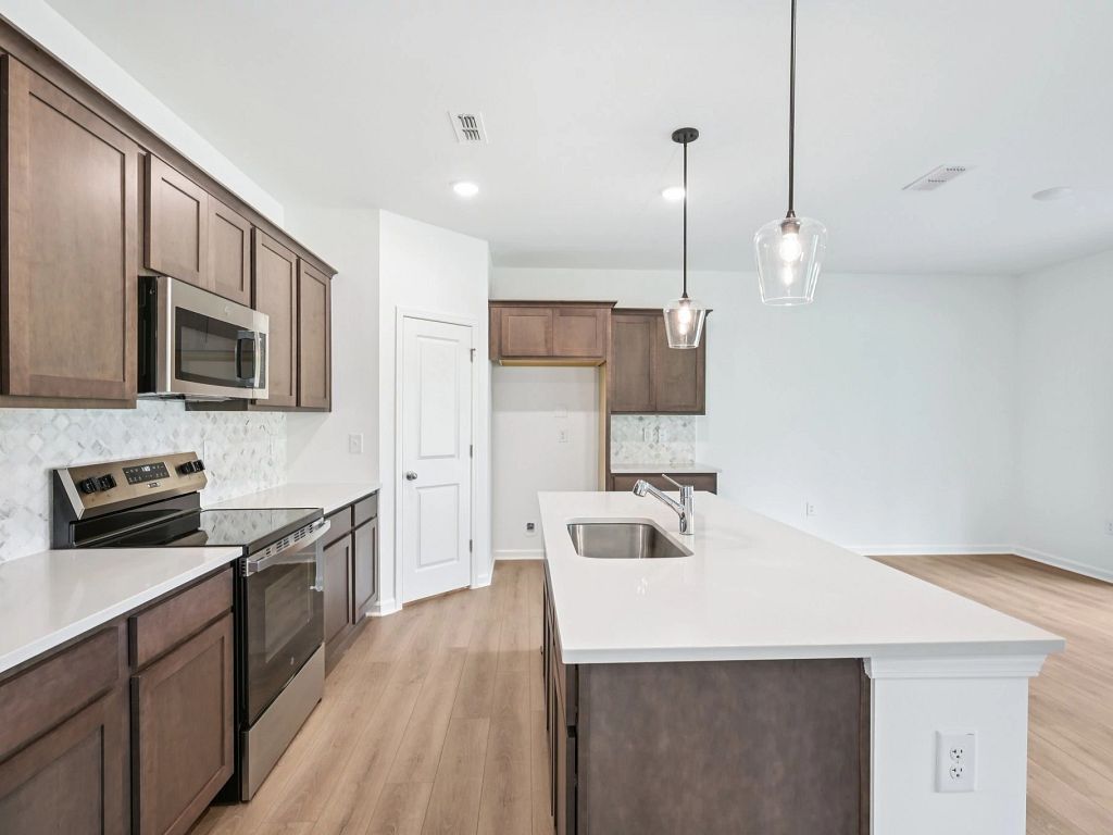 Middleton Farms - Meadow Interior Image 19