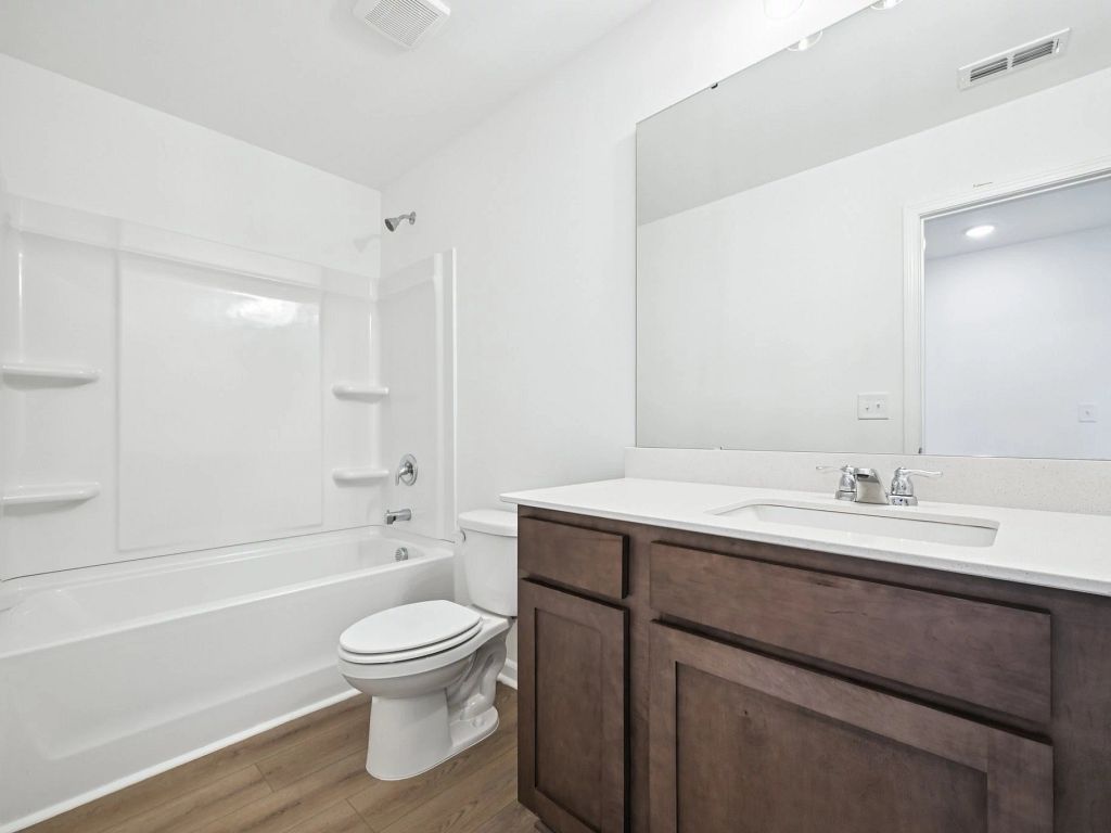 Middleton Farms - Meadow Interior Image 36