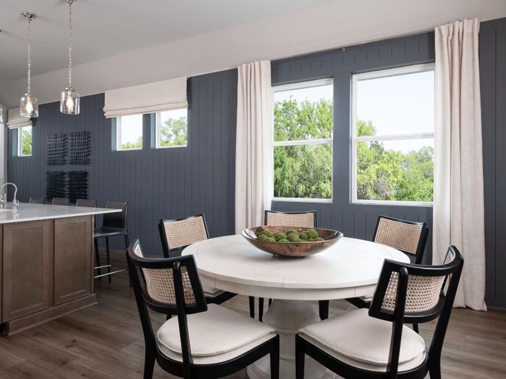 The Trails at Carmel - Travis  Interior Image 5