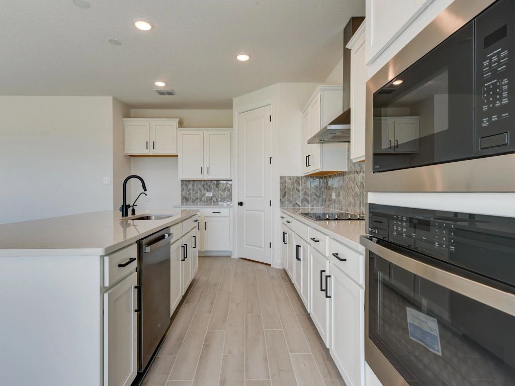 Saddlebrook Ranch - Leander Interior Image 7