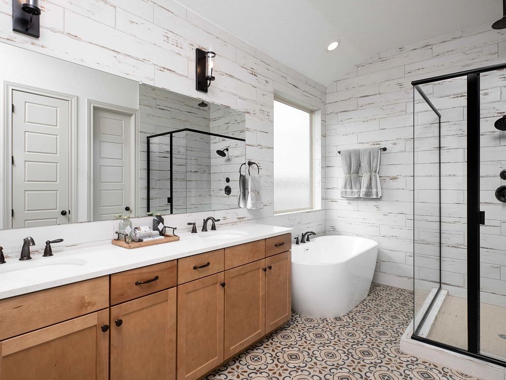 Saddlebrook Ranch - Blanco Interior Image 8