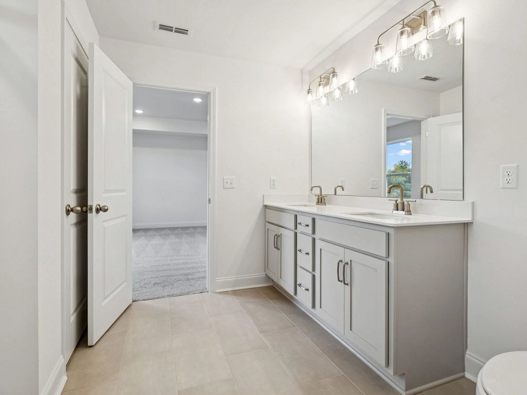 Ascent at Arbor Ridge - Montgomery Interior Image 13