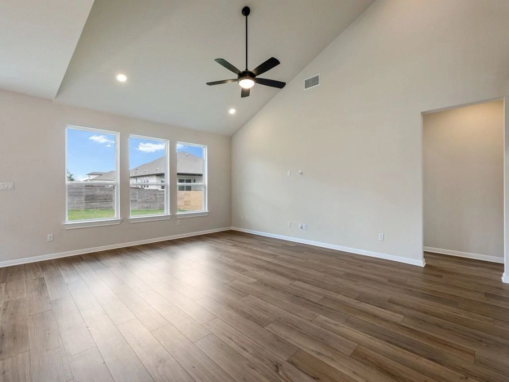 The Trails at Carmel - Thornton Interior Image 7