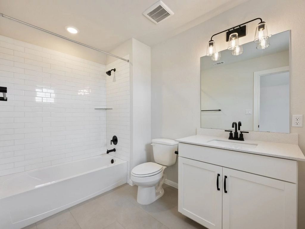 The Trails at Carmel - Thornton Interior Image 18