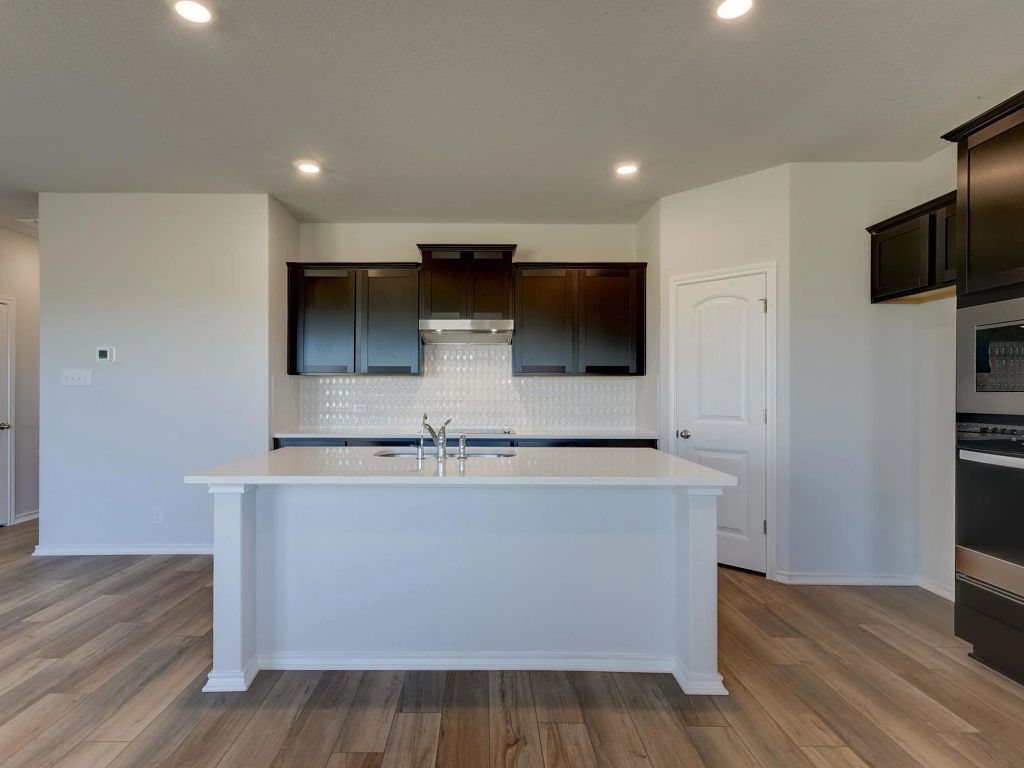 Hennersby Hollow - Dunlap Interior Image 7