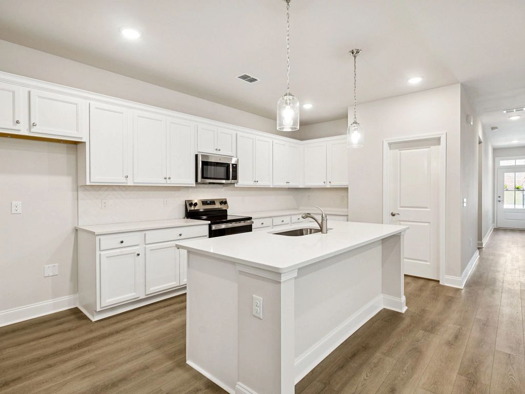 Stewart's Glen | 55+ Community - Hickory Interior Image 1