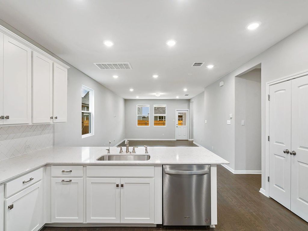 Berry Creek Highlands - Brodie Interior Image 5