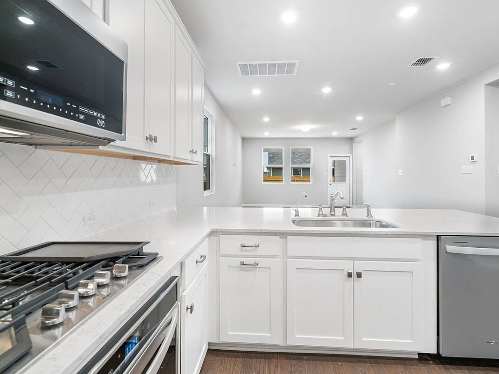 Berry Creek Highlands - Brodie Interior Image 6