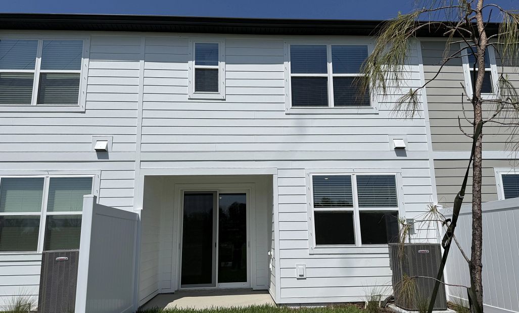 Surf B back exterior