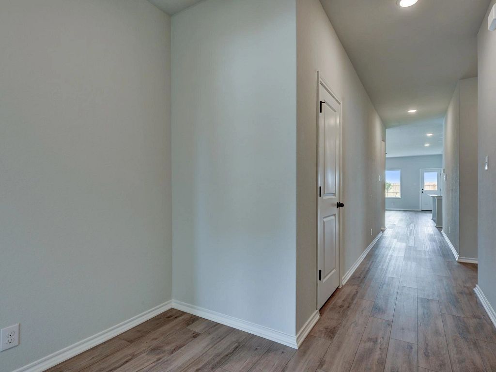 The Wilder - Hadley Interior Image 2