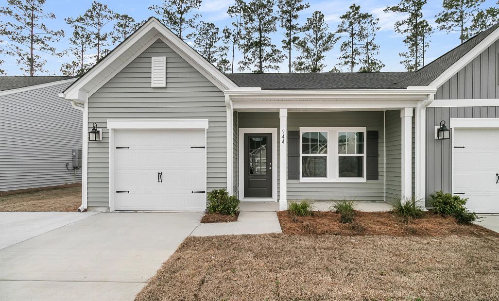 944 Dusk Drive (Palmetto)