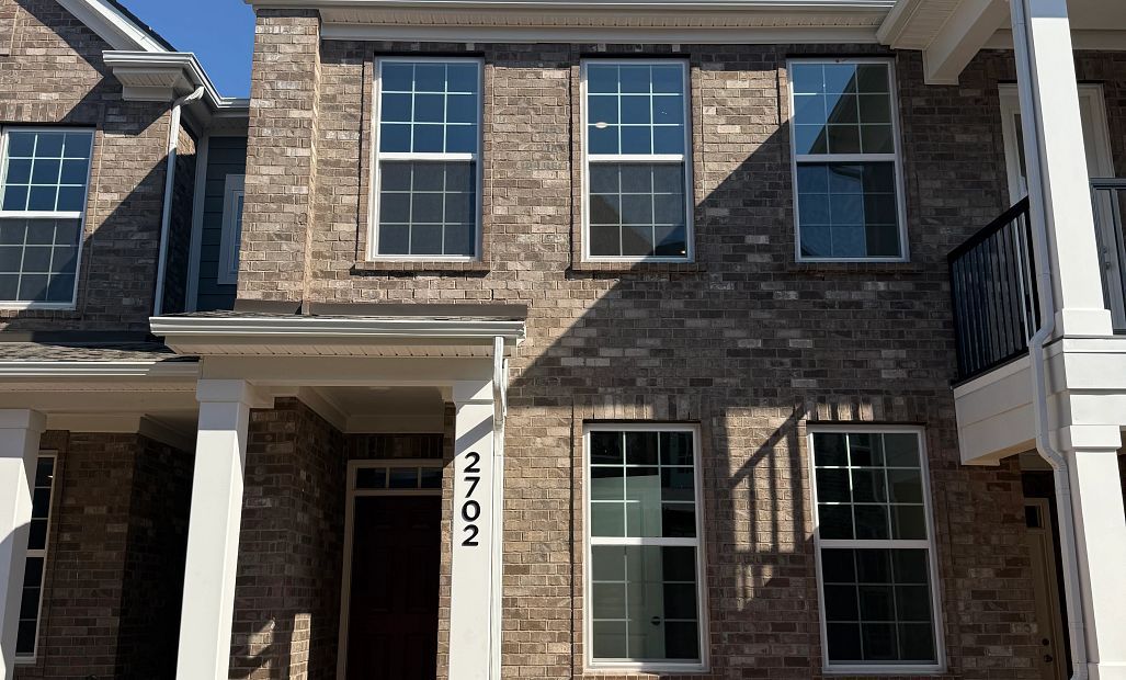 2718 Willowoak Trl #2702 (Colonnade)