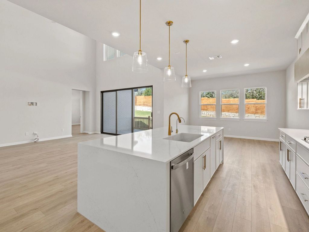 The Trails at Carmel - Ashlyn Interior Image 16