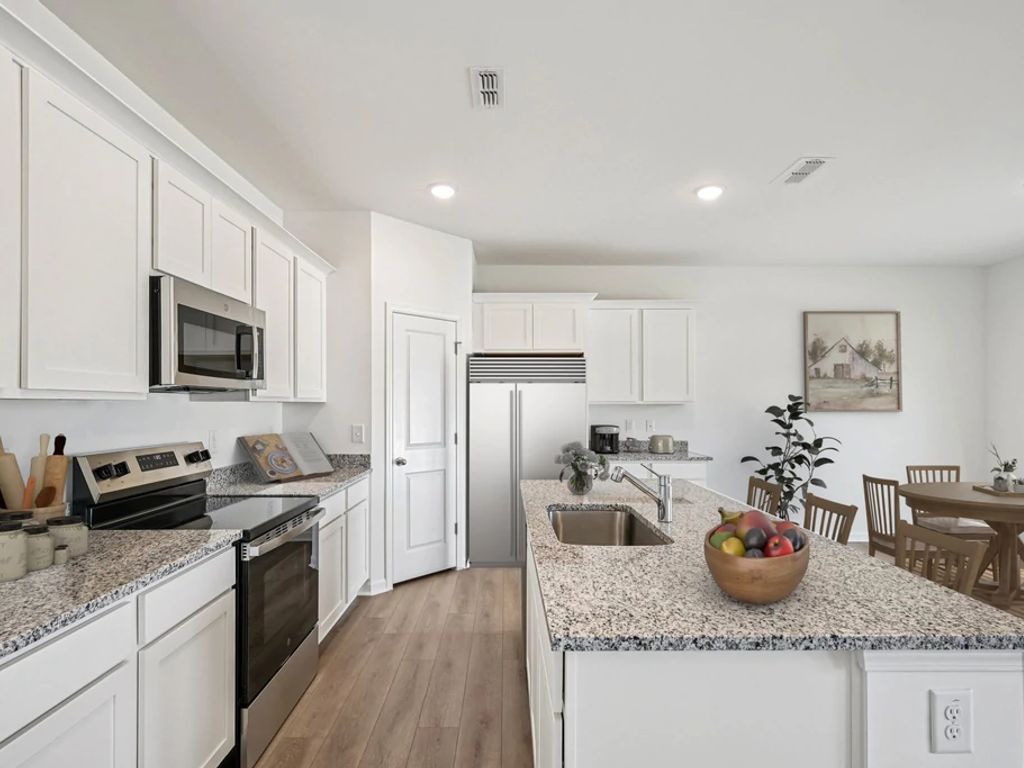Middleton Farms - Meadow Interior Image 2