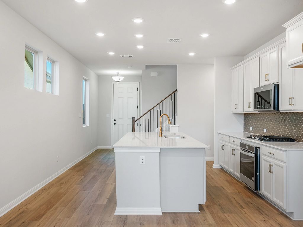 Cannon Ranch - Ladybird Interior Image 5