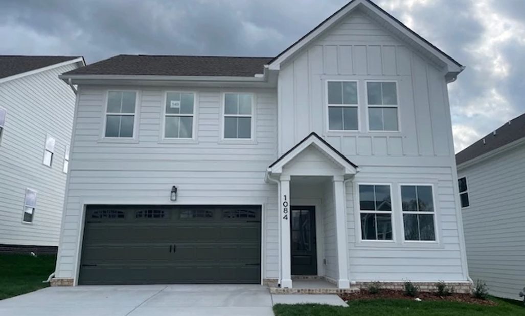 1084 Large Poppy Drive