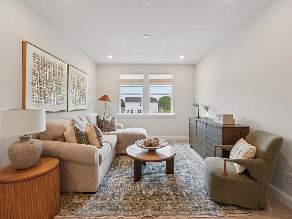 Crescent Shores - Coral Interior Image 7