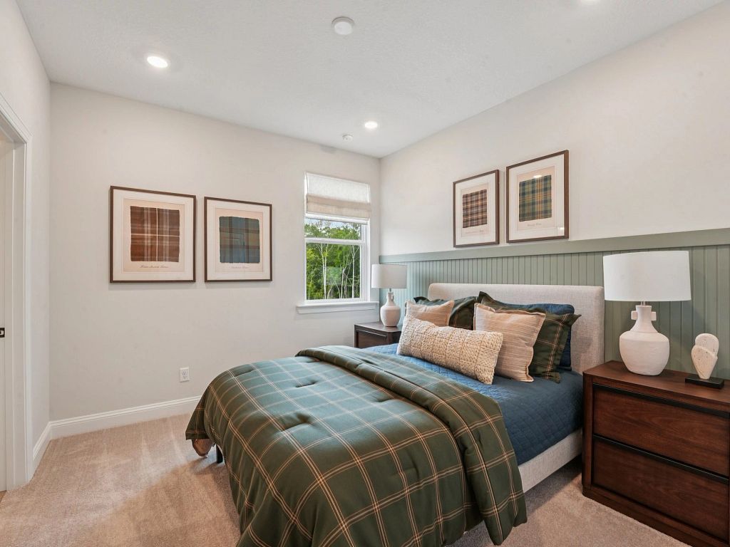 Crescent Shores - Coral Interior Image 9