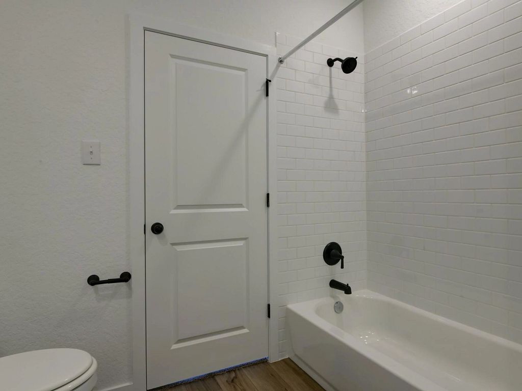 The Wilder - Hayes Interior Image 19