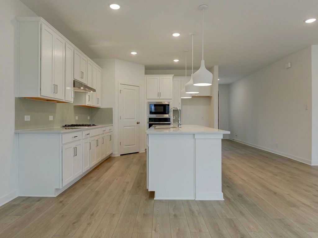 Hennersby Hollow - Alexis Interior Image 10