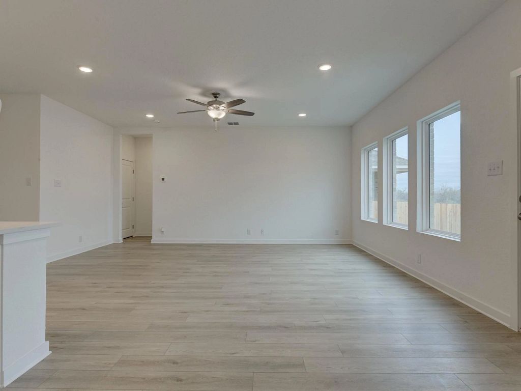 Hennersby Hollow - Alexis Interior Image 12