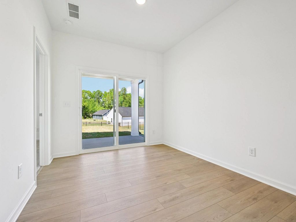 Middleton Farms - Grove Interior Image 9