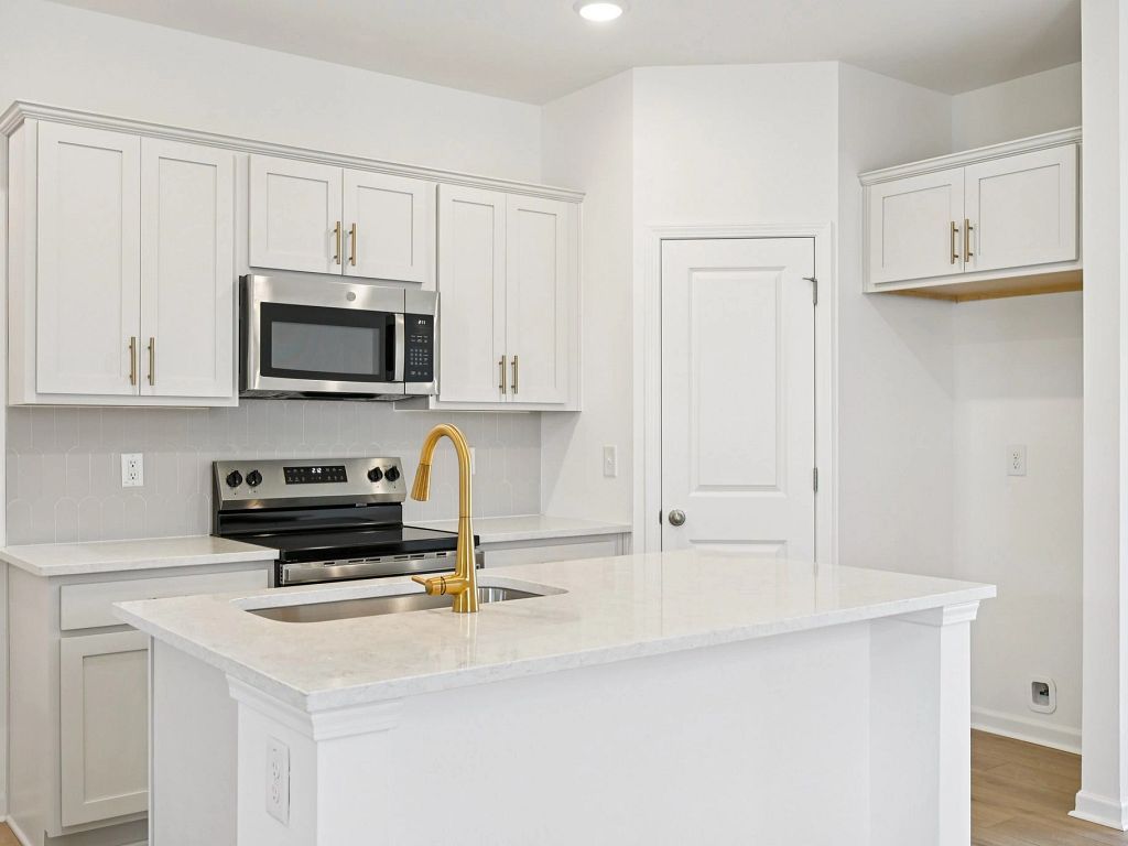 Middleton Farms - Grove Interior Image 11