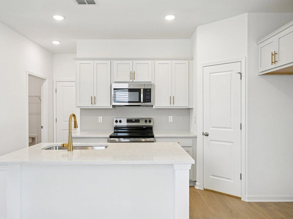 Middleton Farms - Grove Interior Image 12