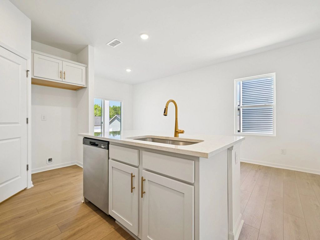 Middleton Farms - Grove Interior Image 15