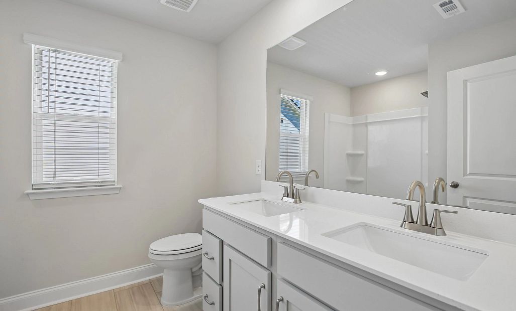 Bathroom 3 featuring AW Collection® Milan